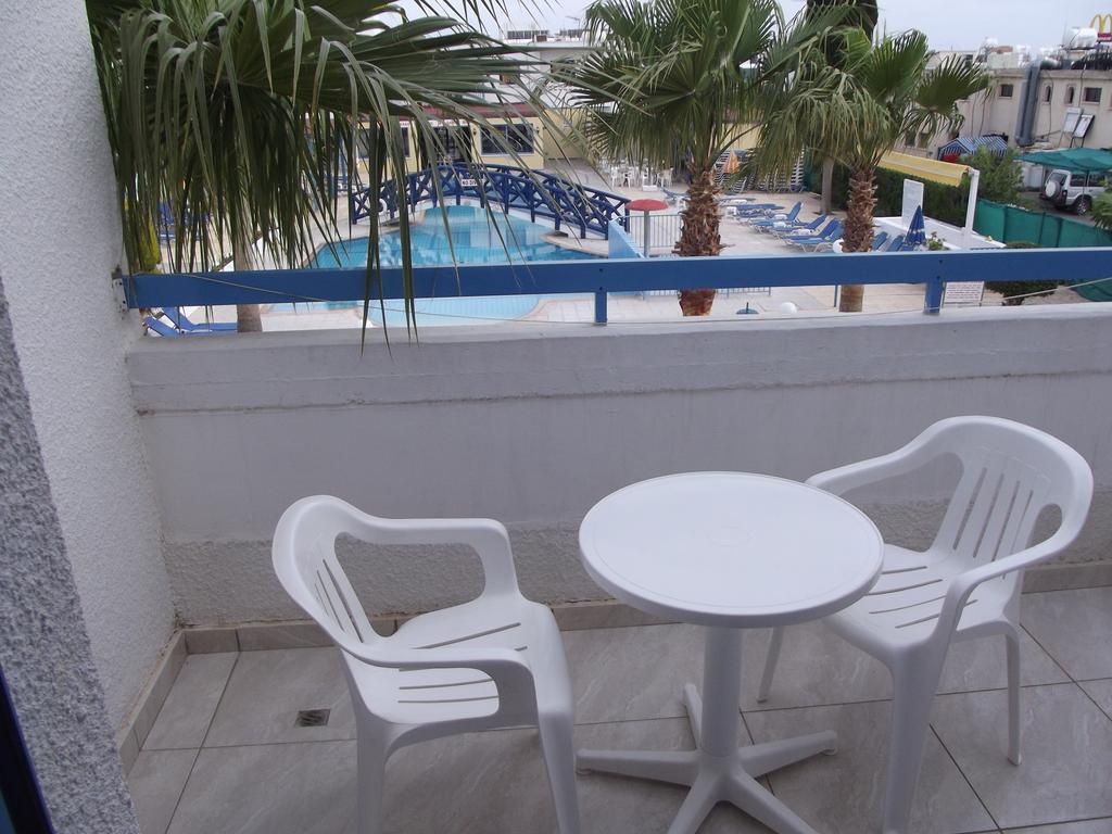 Paphos Kefalonitis Hotel Apartments מראה חיצוני תמונה