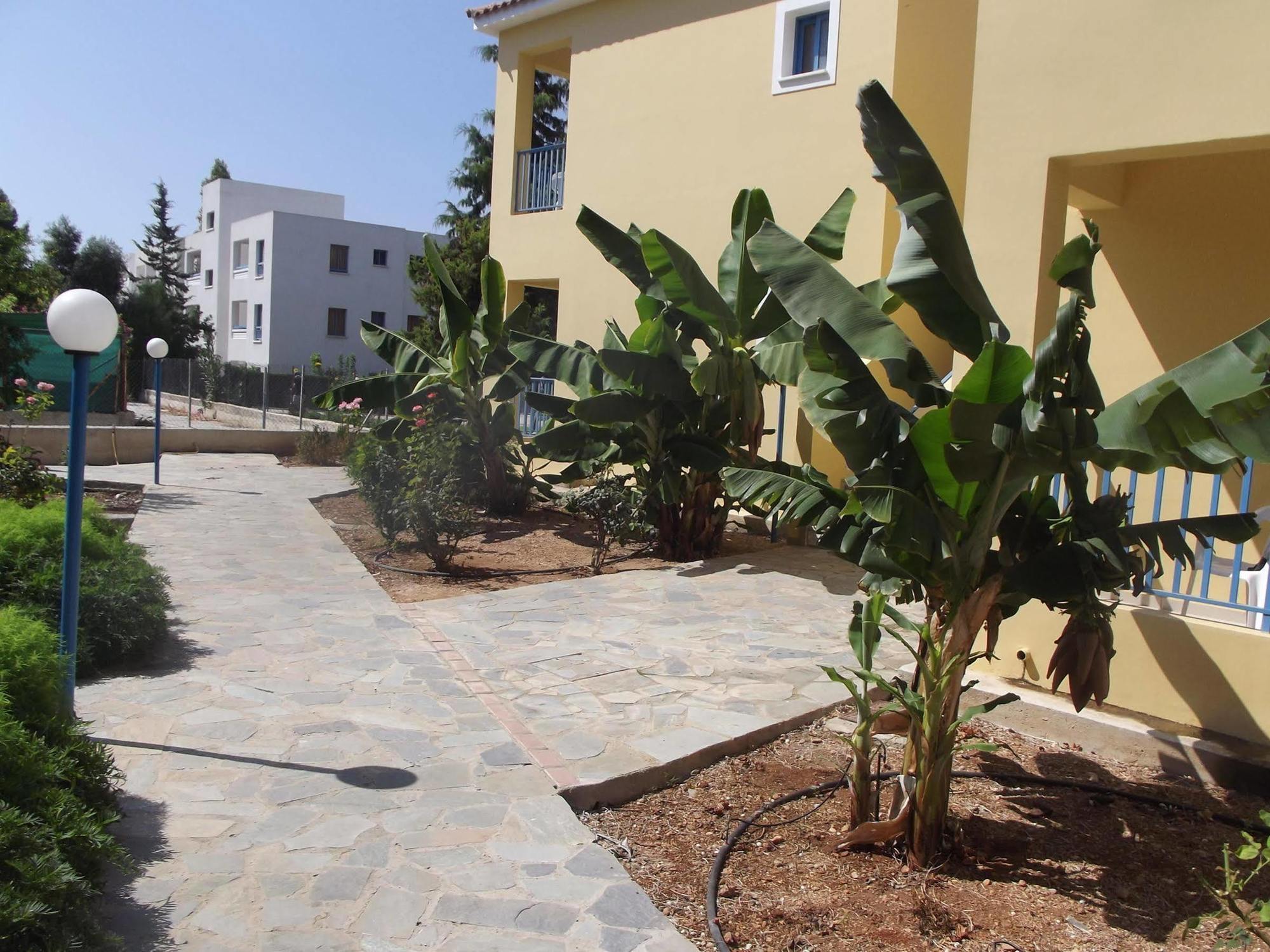 Paphos Kefalonitis Hotel Apartments מראה חיצוני תמונה